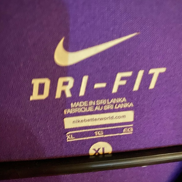 Nike Drifit Shirt - Picture 2 of 3